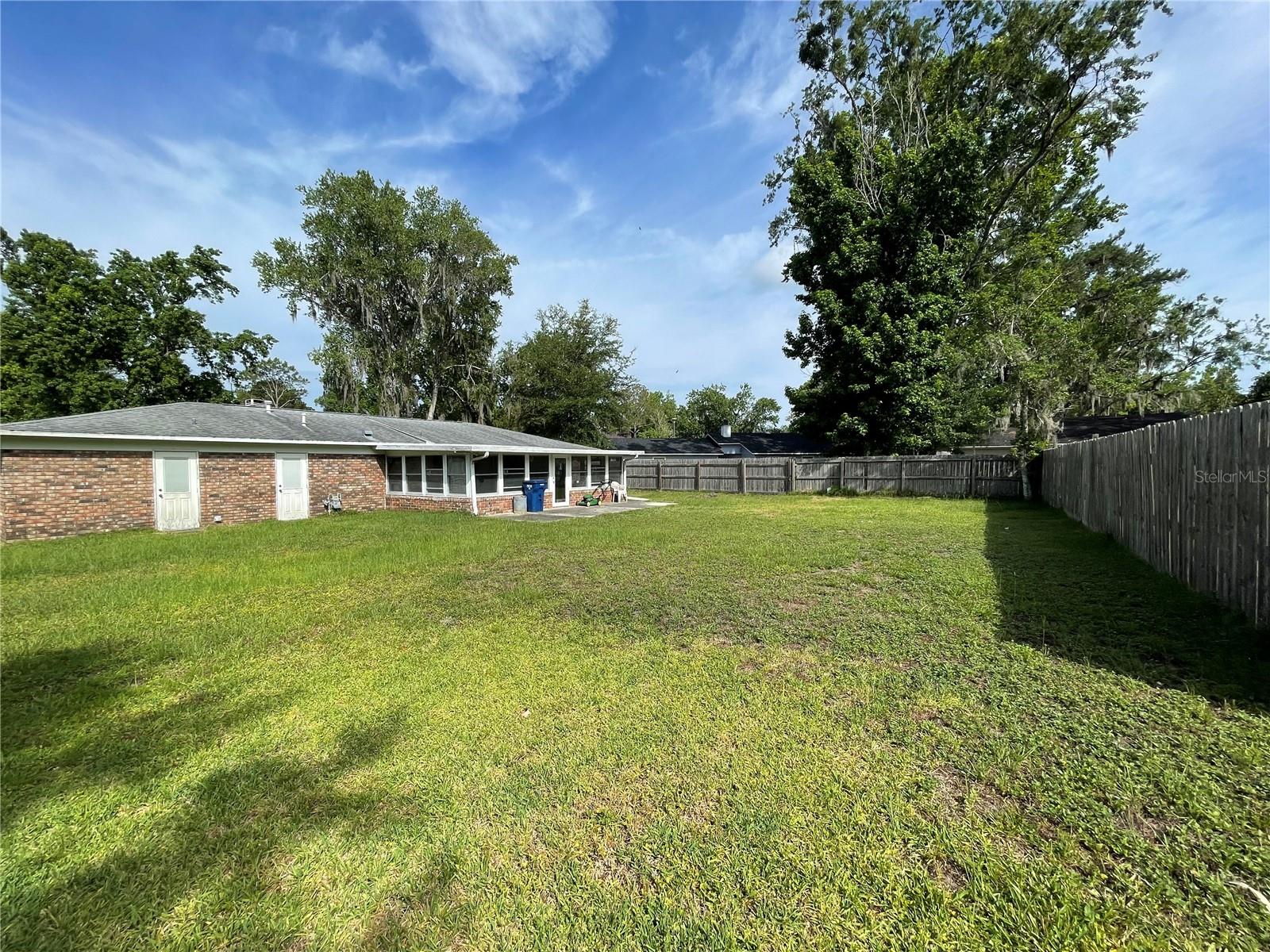 Image 32 of 33 For 10919 61st Terrace