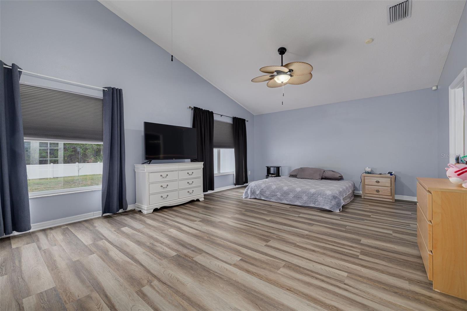 Image 16 of 46 For 18941 Twinberry Drive