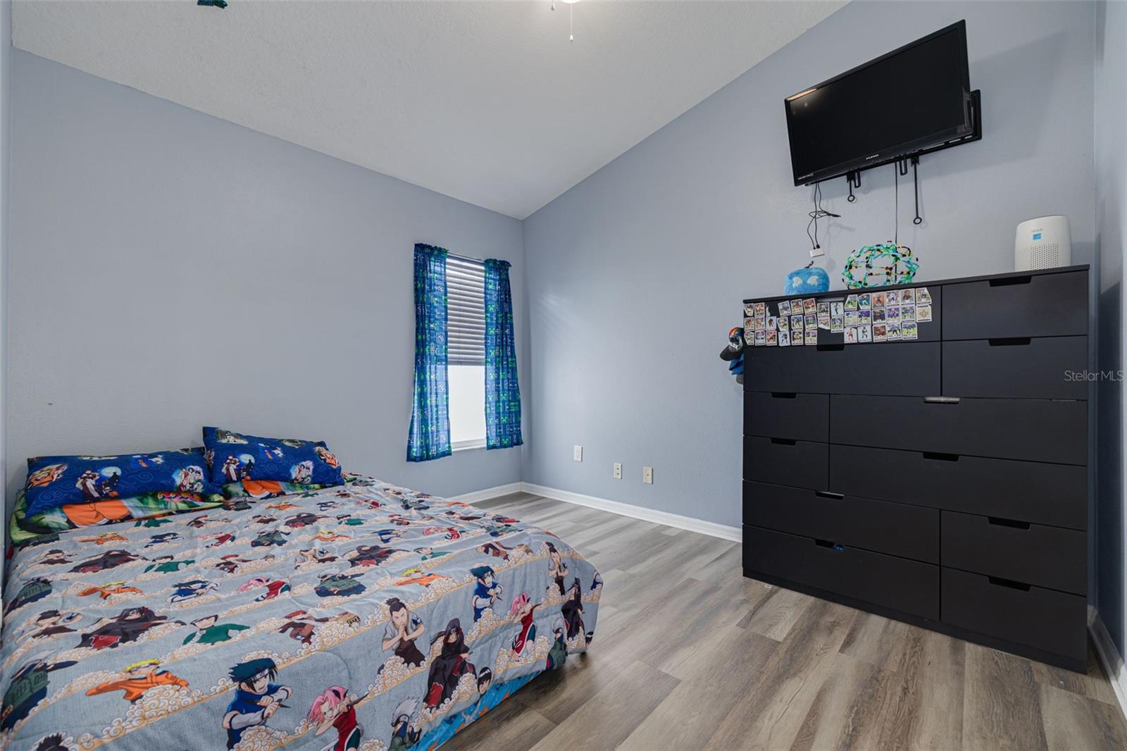 Image 21 of 46 For 18941 Twinberry Drive