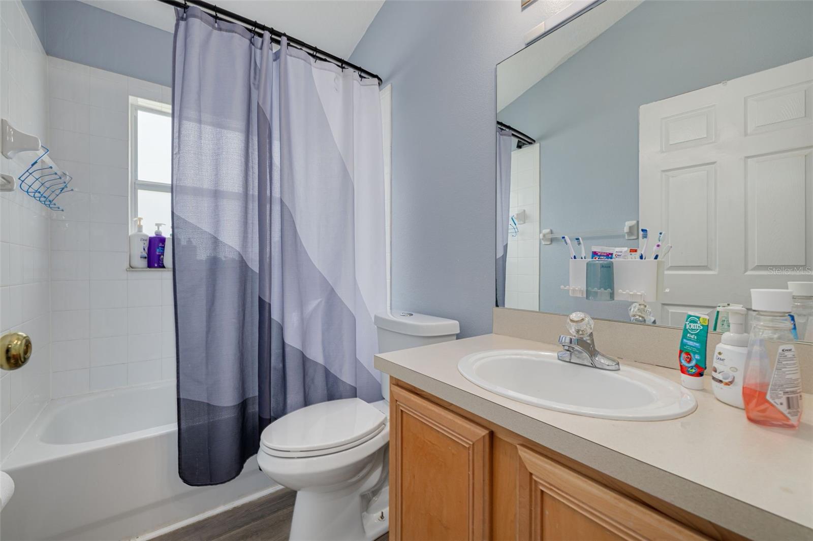 Image 23 of 46 For 18941 Twinberry Drive