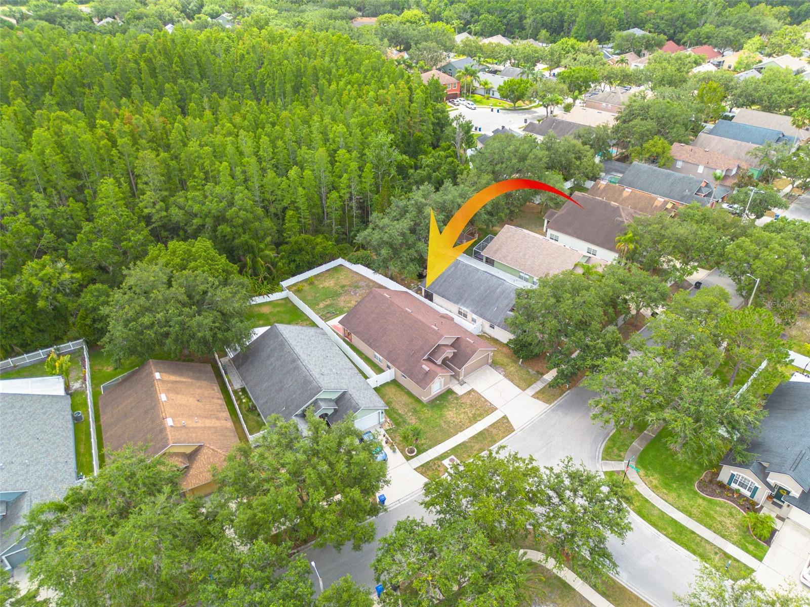 Image 4 of 46 For 18941 Twinberry Drive