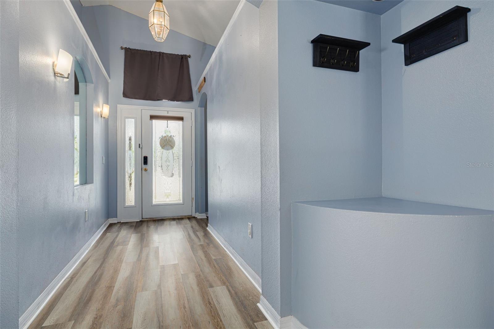 Image 7 of 46 For 18941 Twinberry Drive