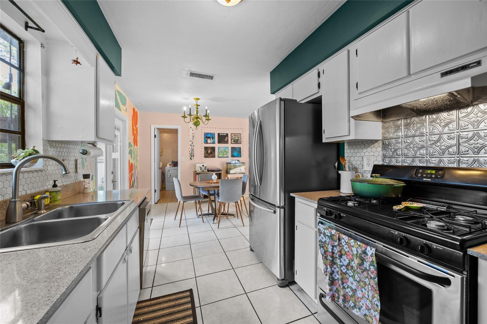 Image 6 of 22 For 4510 27th Terrace