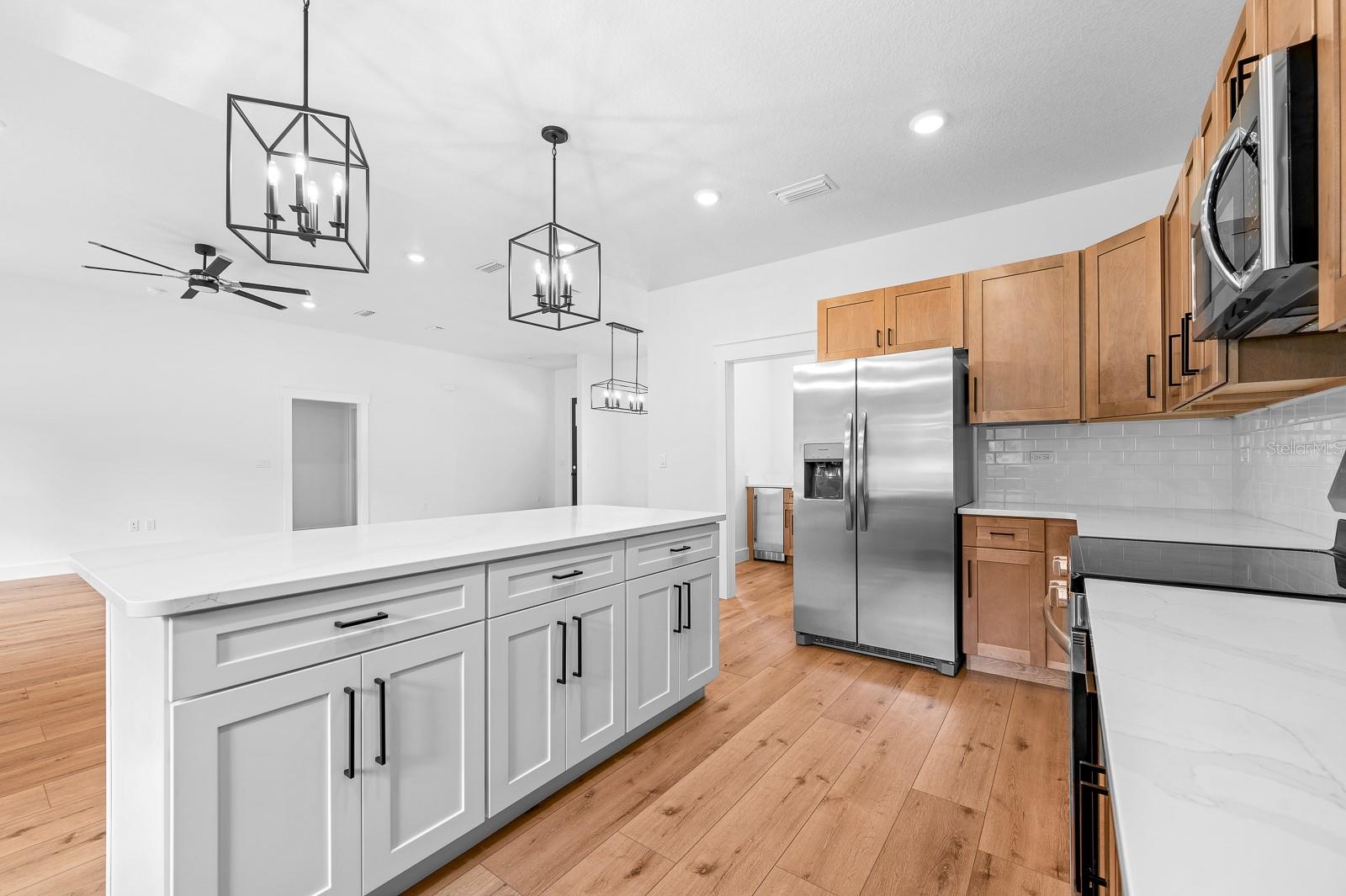 Image 12 of 46 For 3896 Sr 247  