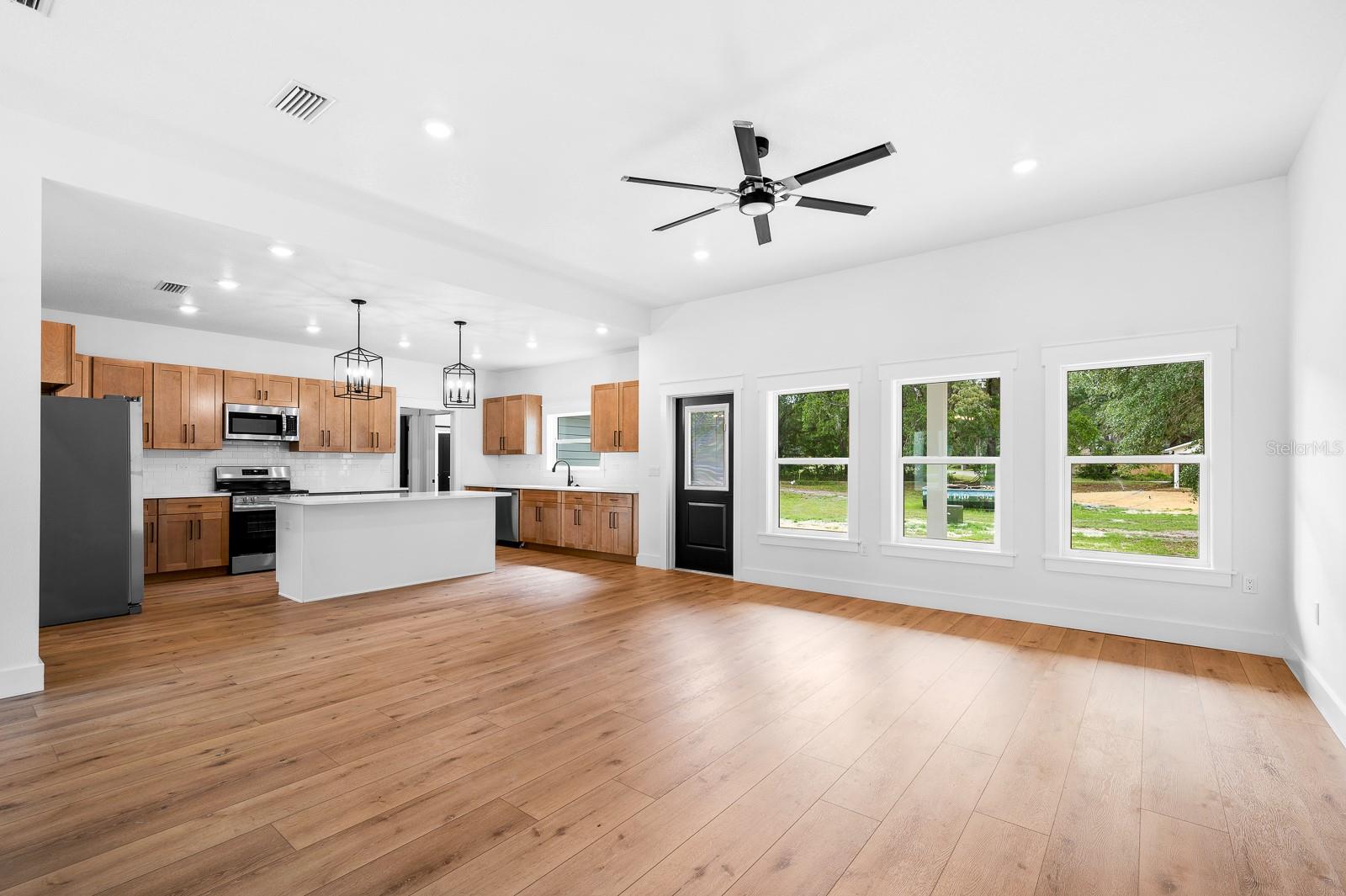 Image 4 of 46 For 3896 Sr 247  