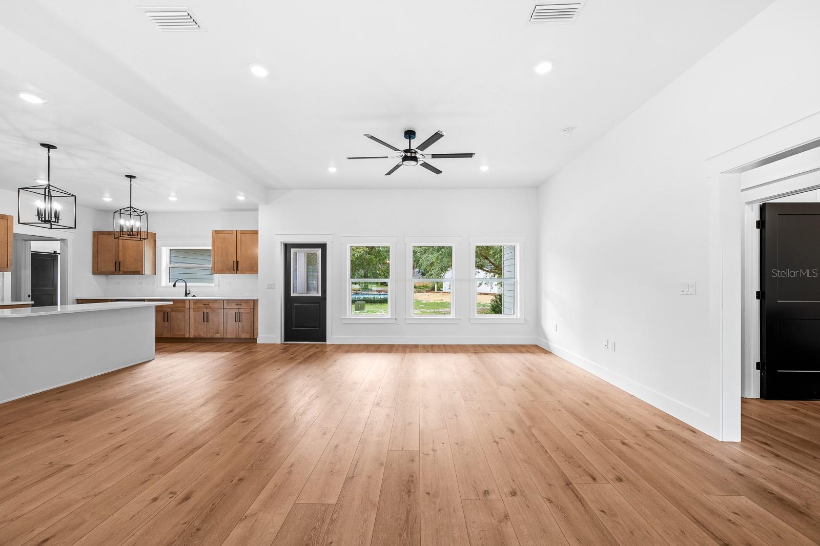 Image 5 of 46 For 3896 Sr 247  