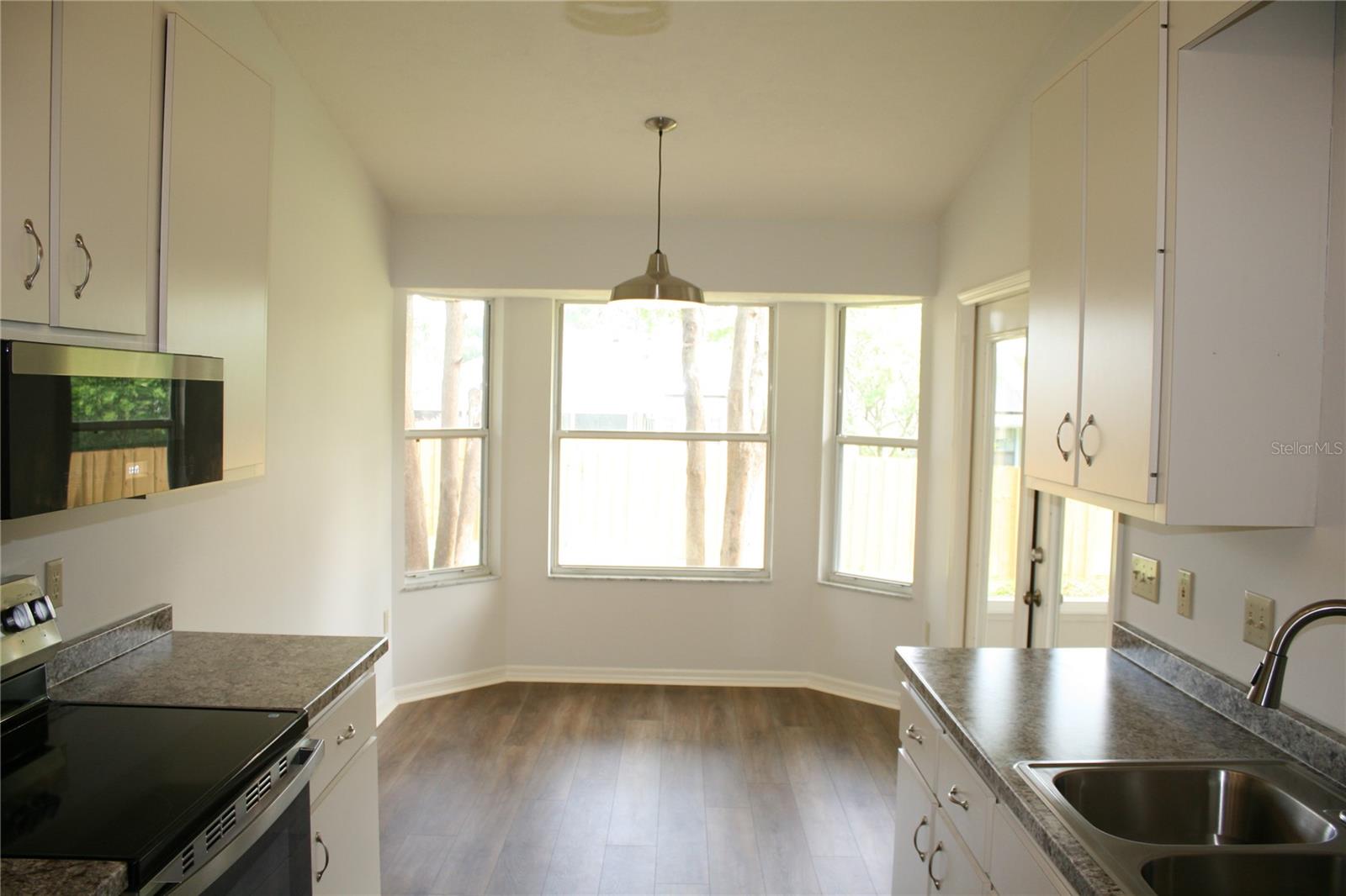 Image 17 of 27 For 7518 35th Place