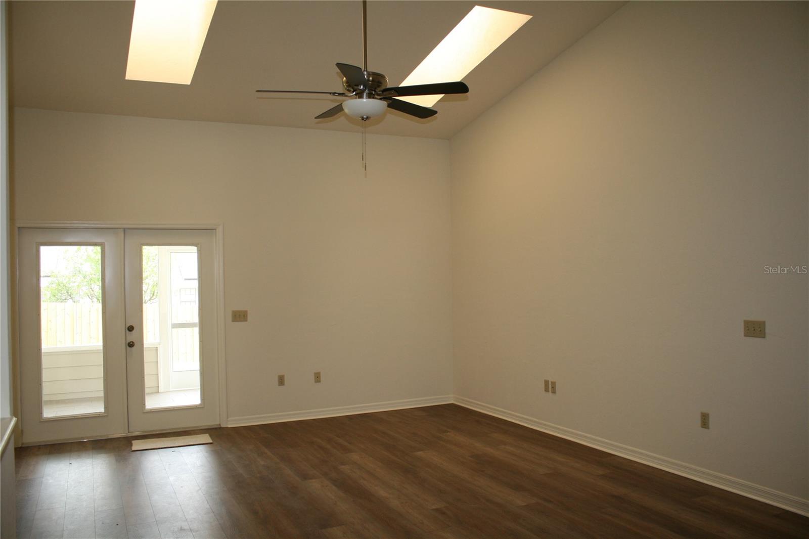 Image 6 of 27 For 7518 35th Place