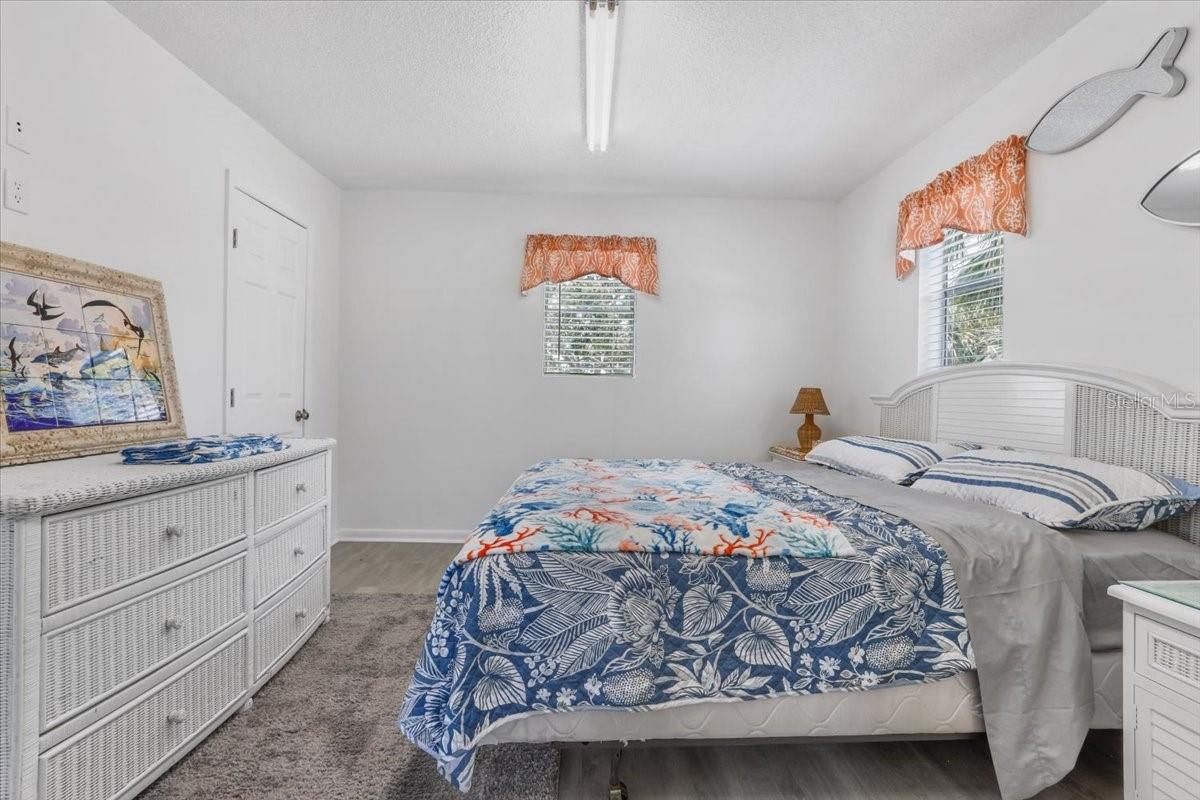 Image 24 of 43 For 54 8th Avenue
