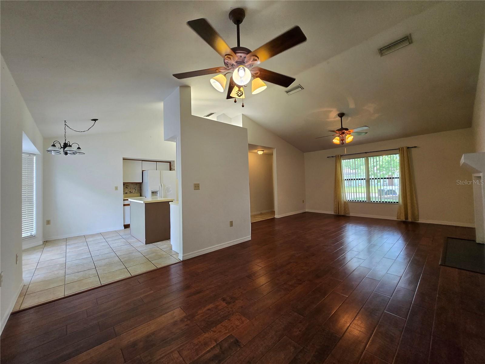Image 4 of 34 For 2625 52nd Avenue