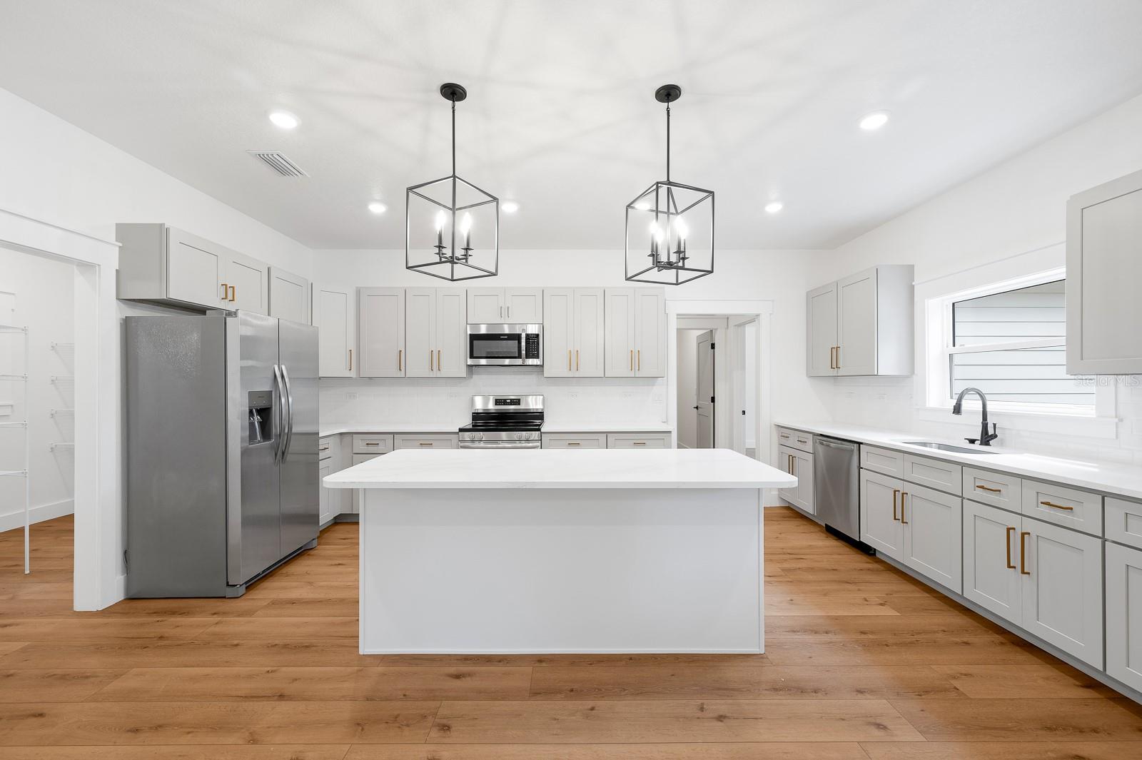 Image 6 of 45 For 3854 Sr 247  