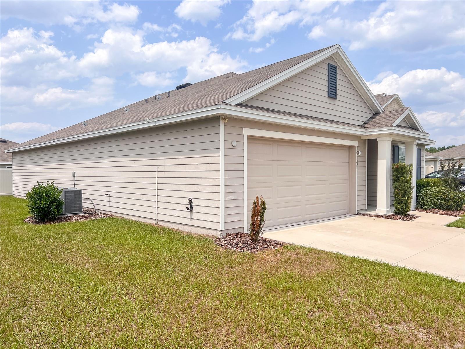 Image 4 of 23 For 19140 164th Place