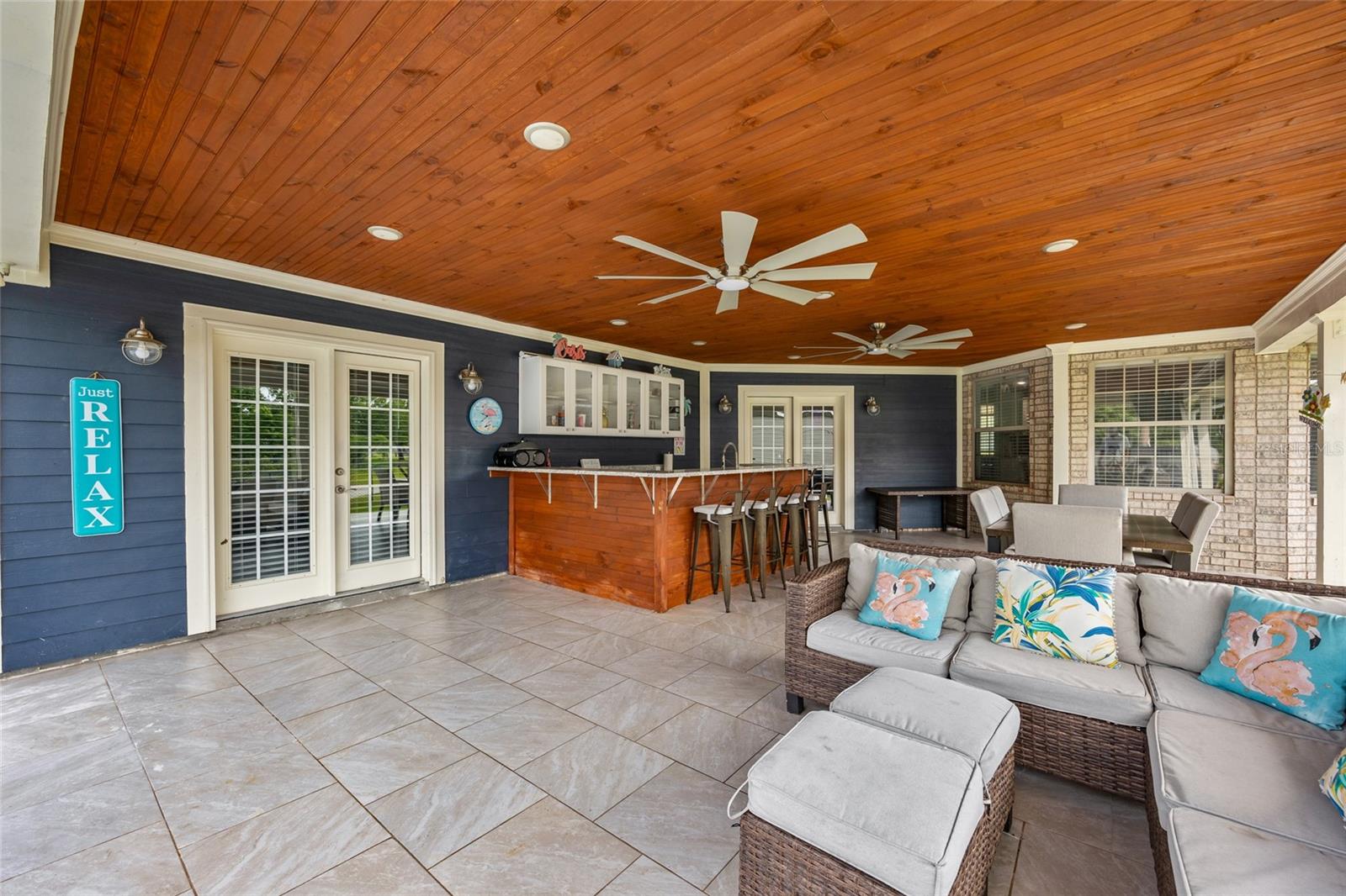 Image 33 of 43 For 576 Broderick Drive