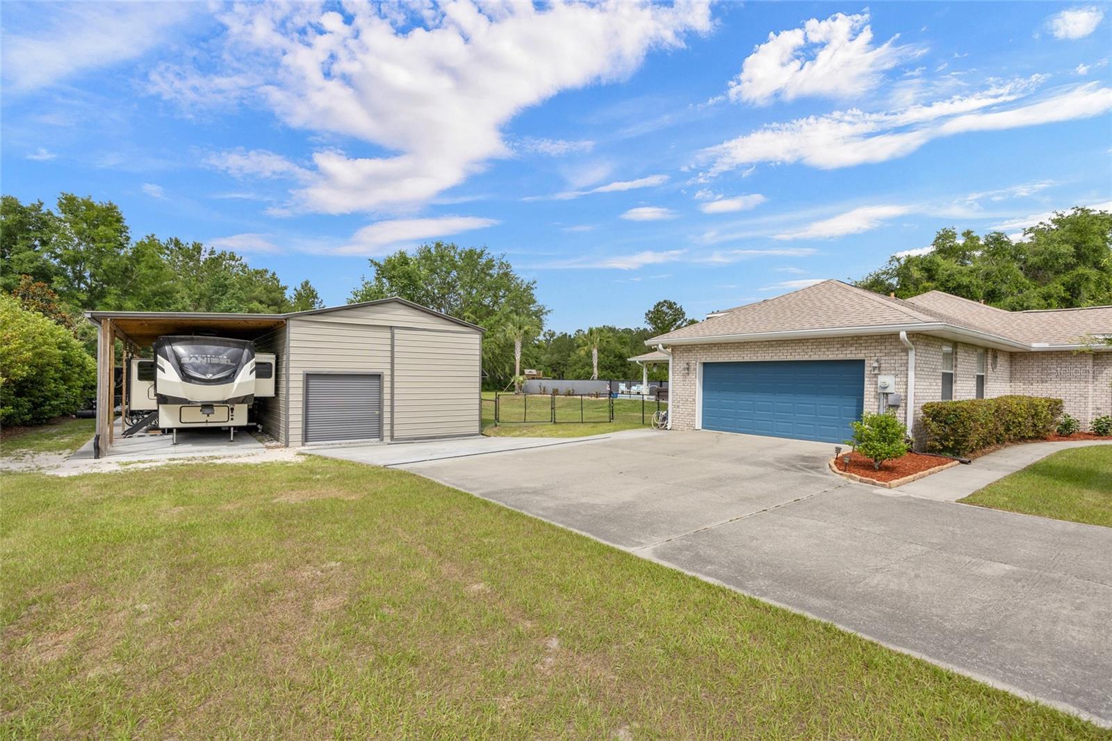 Image 37 of 43 For 576 Broderick Drive
