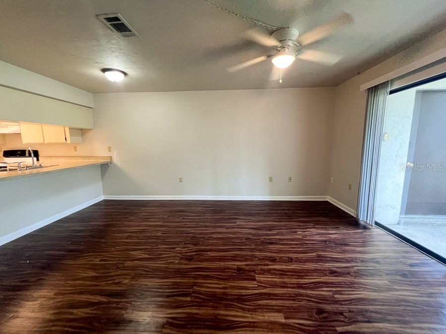 Image 10 of 23 For 2635 35th Place 404