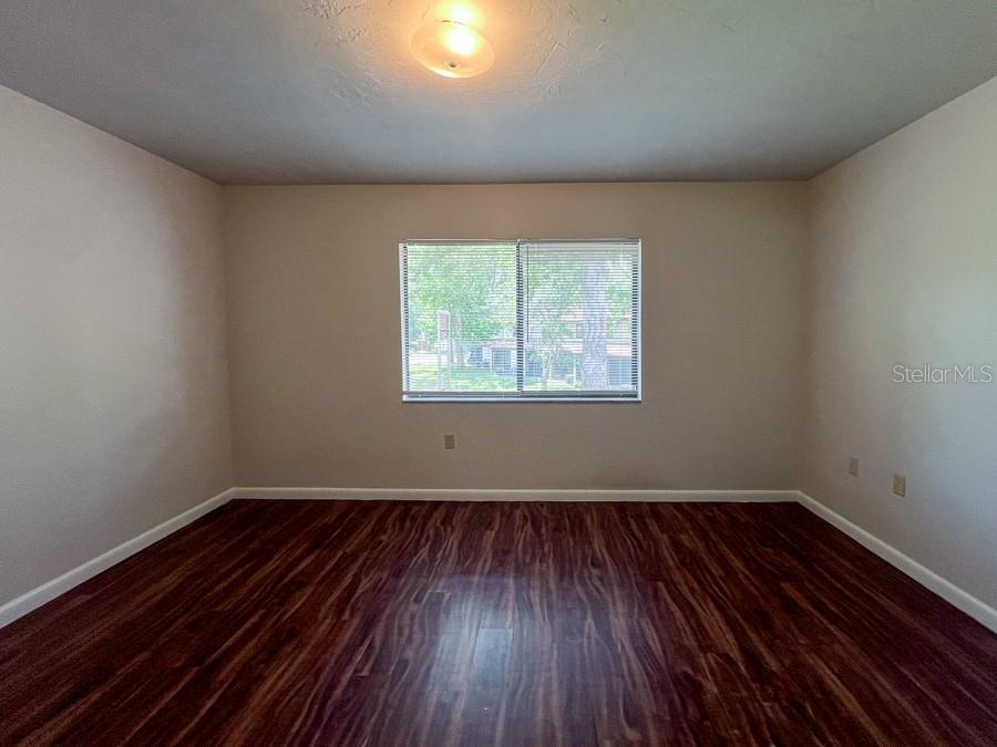 Image 15 of 23 For 2635 35th Place 404