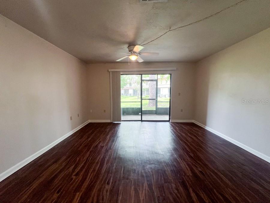 Image 5 of 23 For 2635 35th Place 404