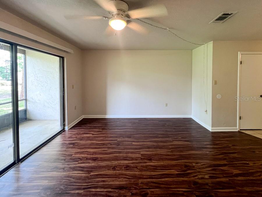 Image 6 of 23 For 2635 35th Place 404