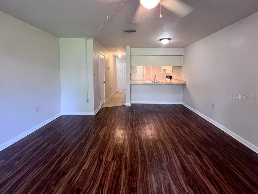 Image 7 of 23 For 2635 35th Place 404