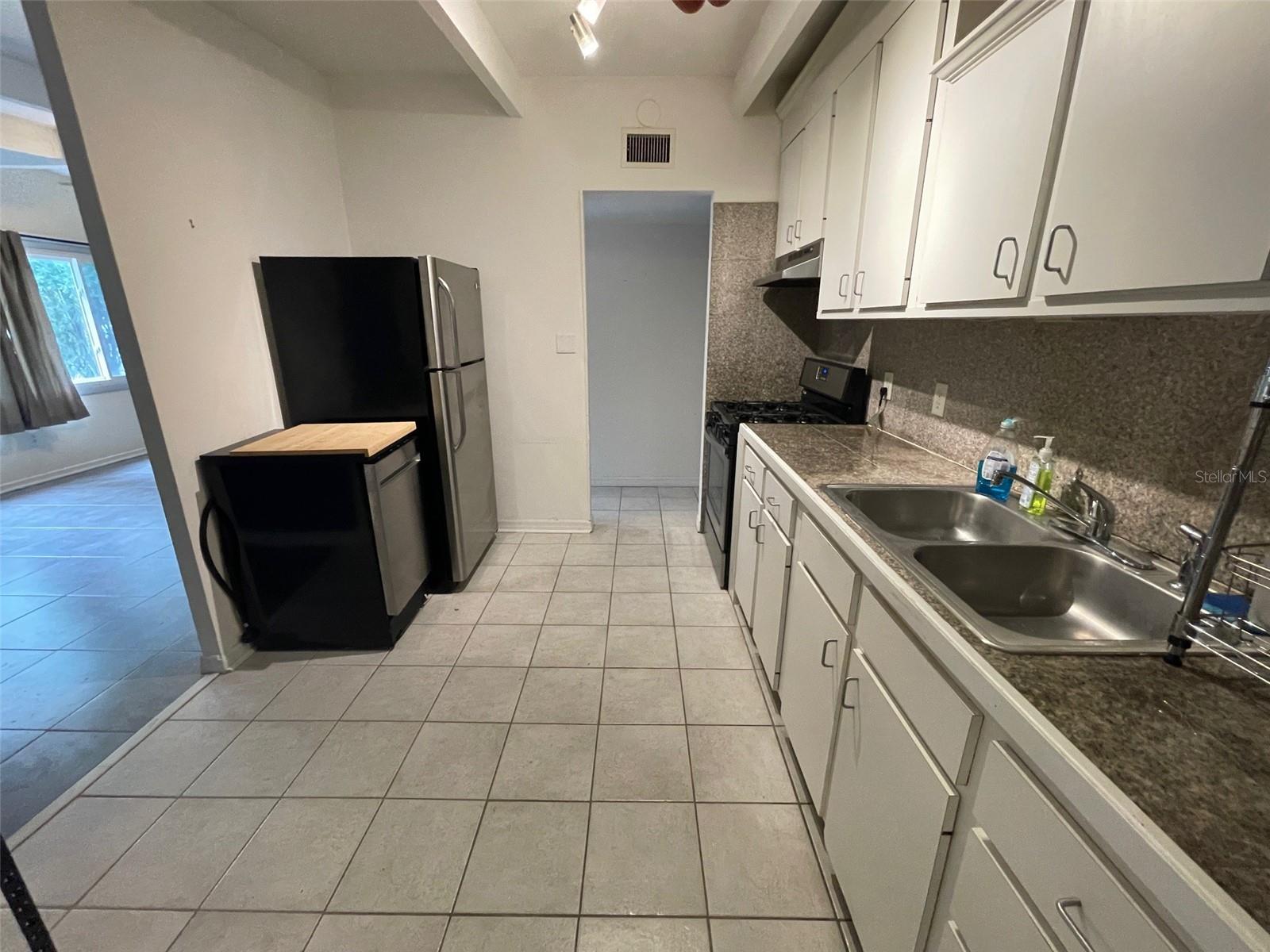Image 6 of 22 For 3008 11th Drive