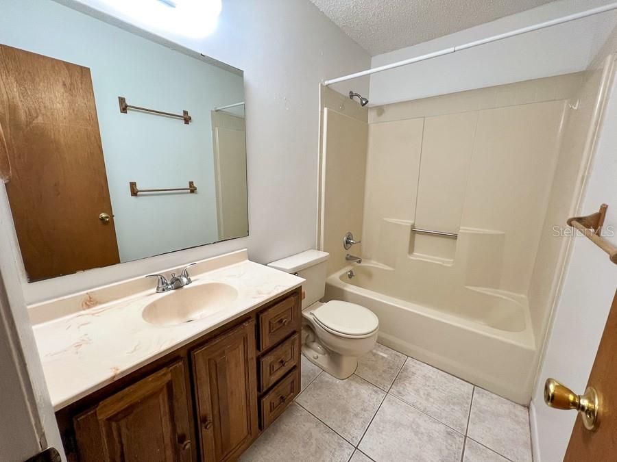 Image 16 of 21 For 5601 Avenue H  3