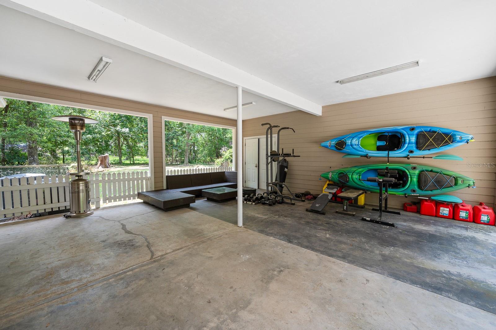 Image 43 of 55 For 1412 98th Street
