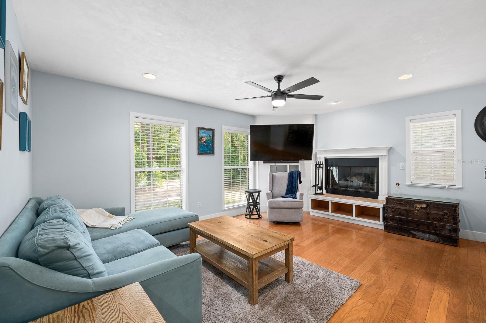 Image 5 of 55 For 1412 98th Street