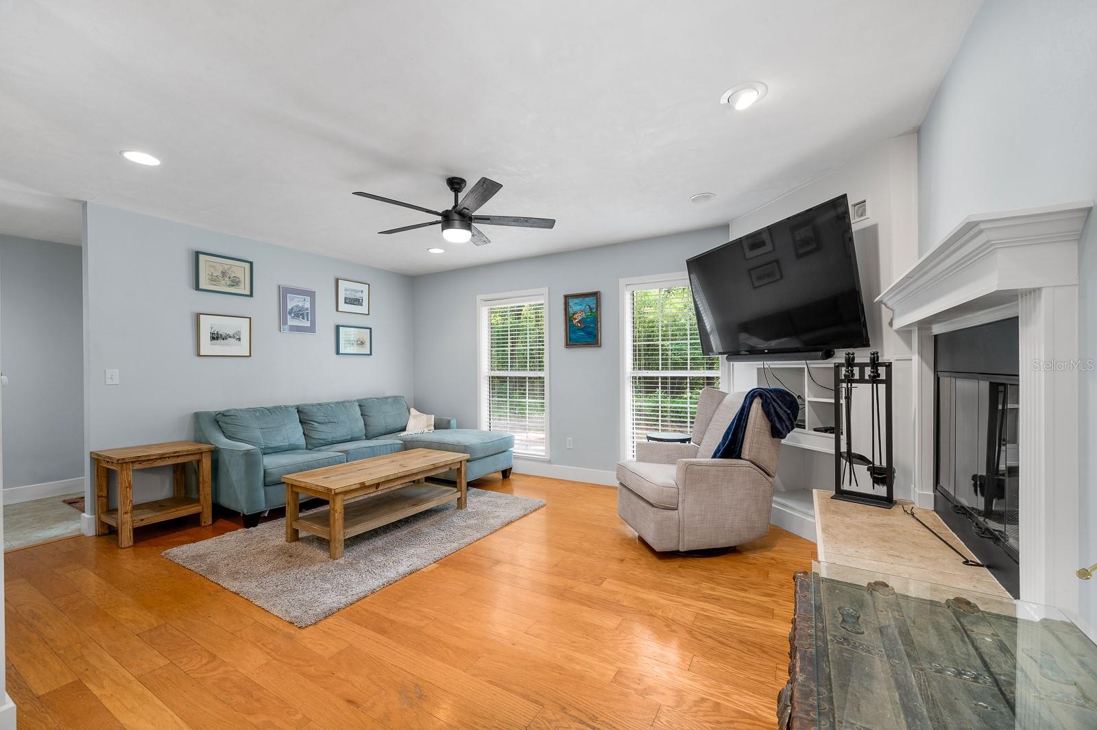 Image 6 of 55 For 1412 98th Street