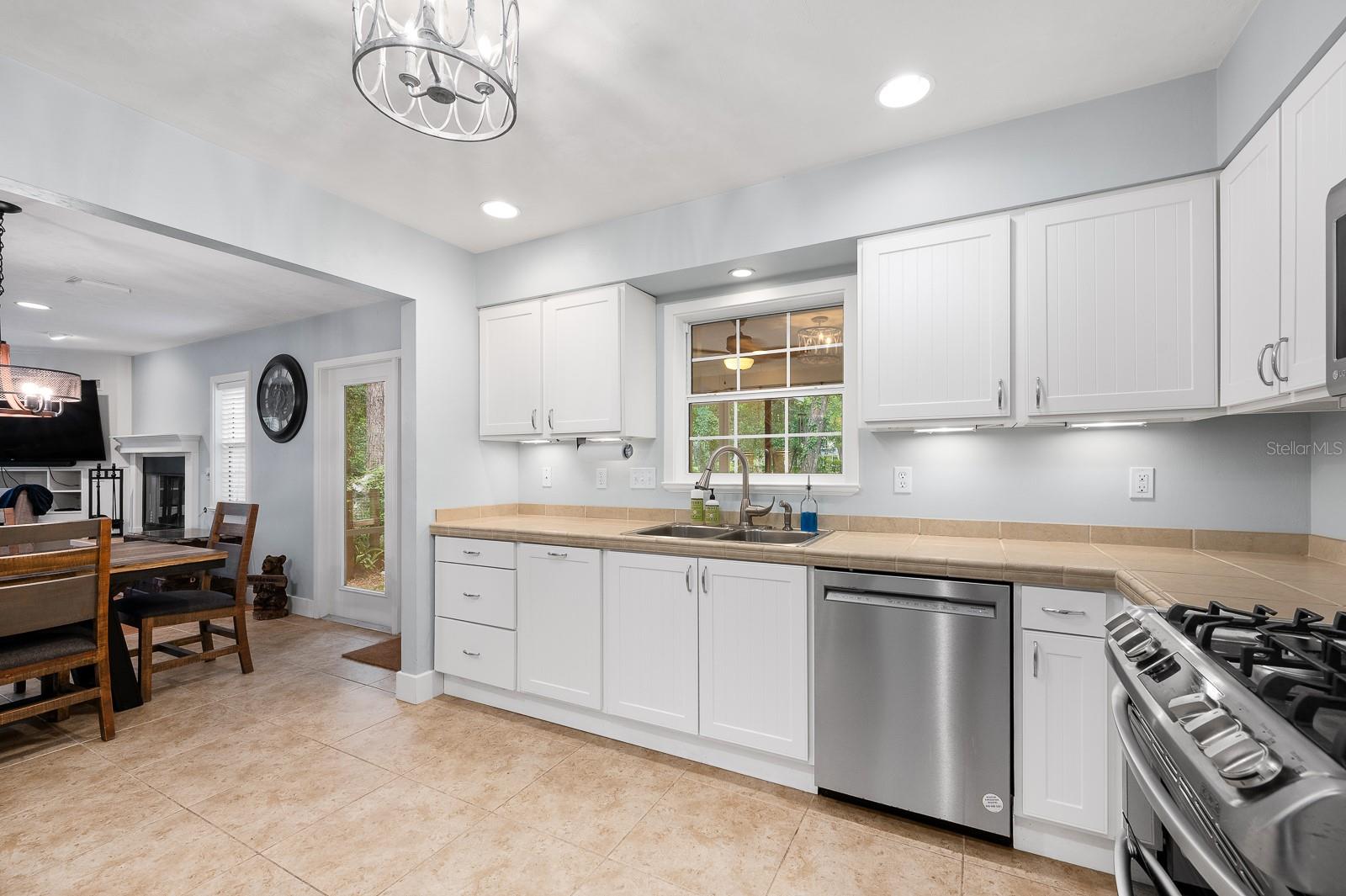 Image 9 of 55 For 1412 98th Street