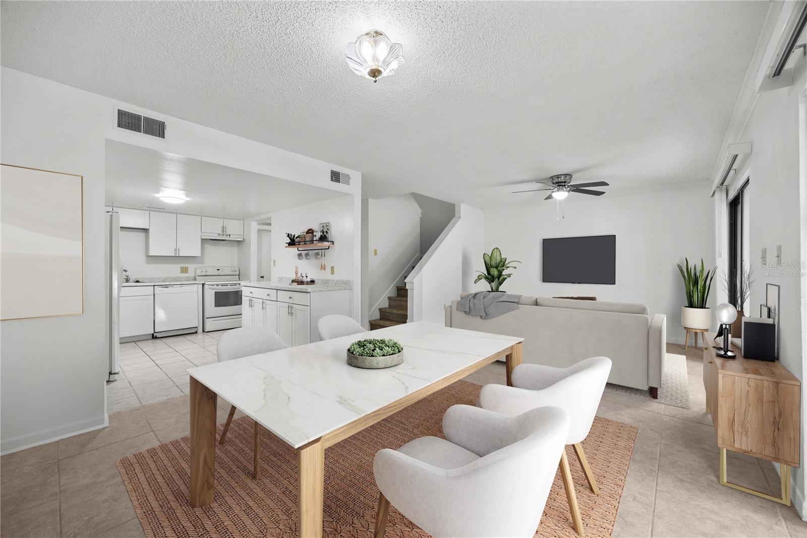 Image 6 of 24 For 3026 28th Circle