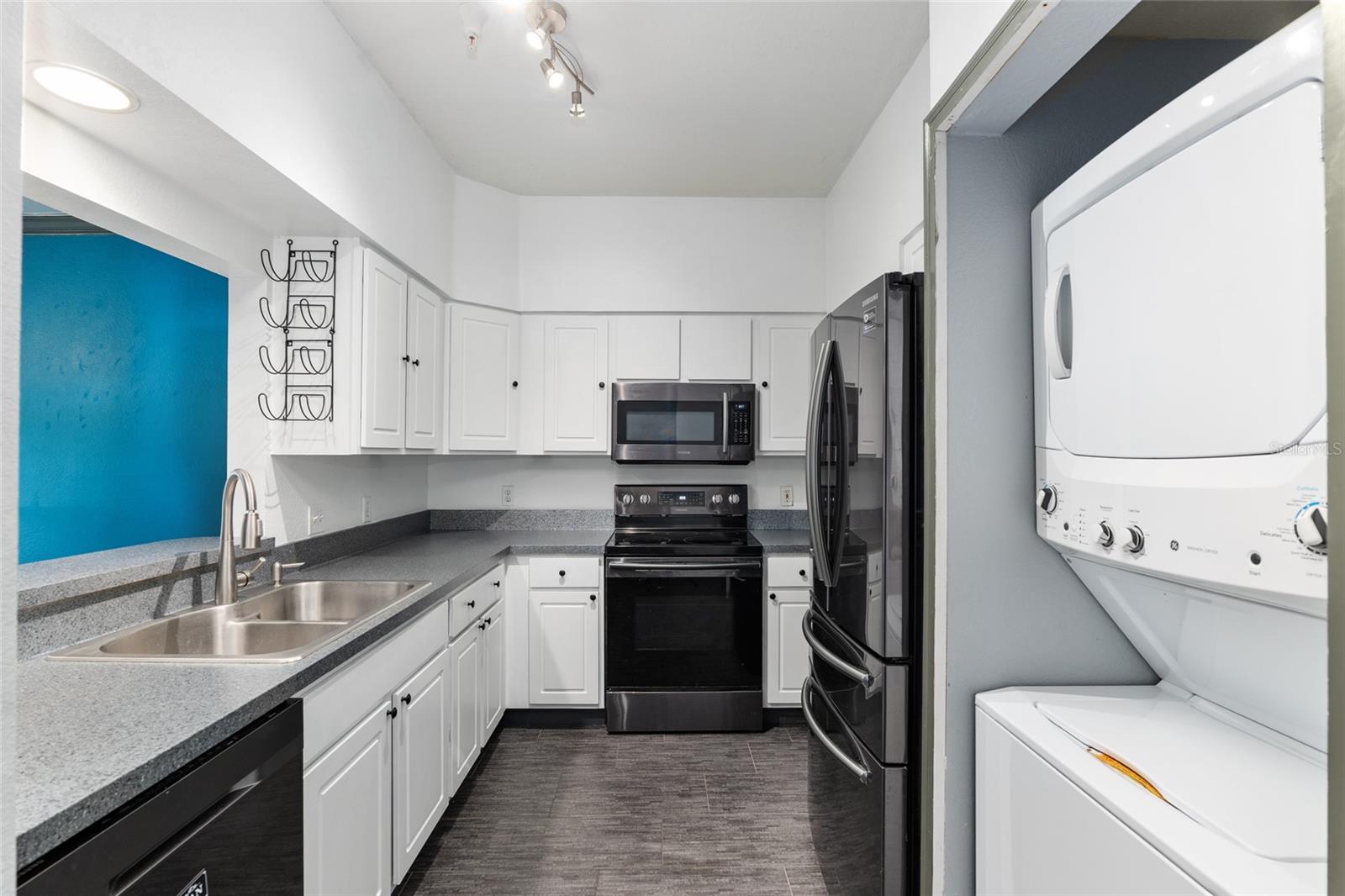 Image 10 of 37 For 9127 52nd Avenue D201