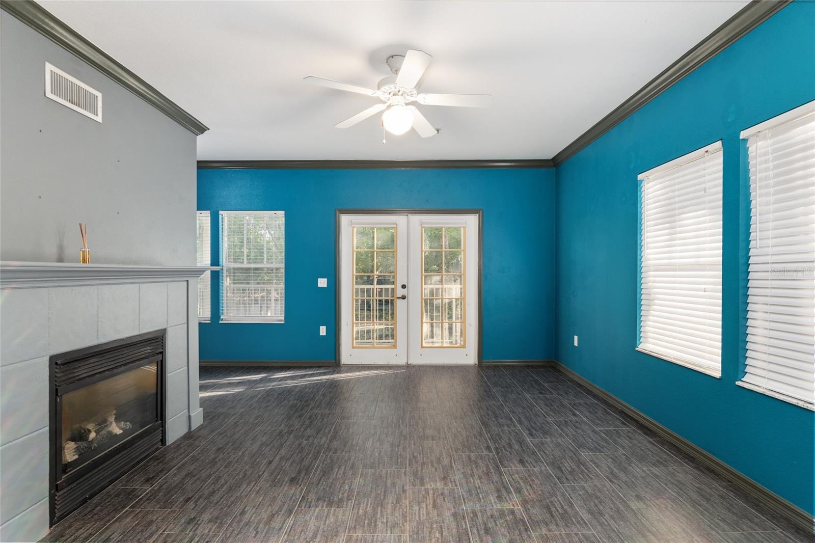 Image 18 of 37 For 9127 52nd Avenue D201