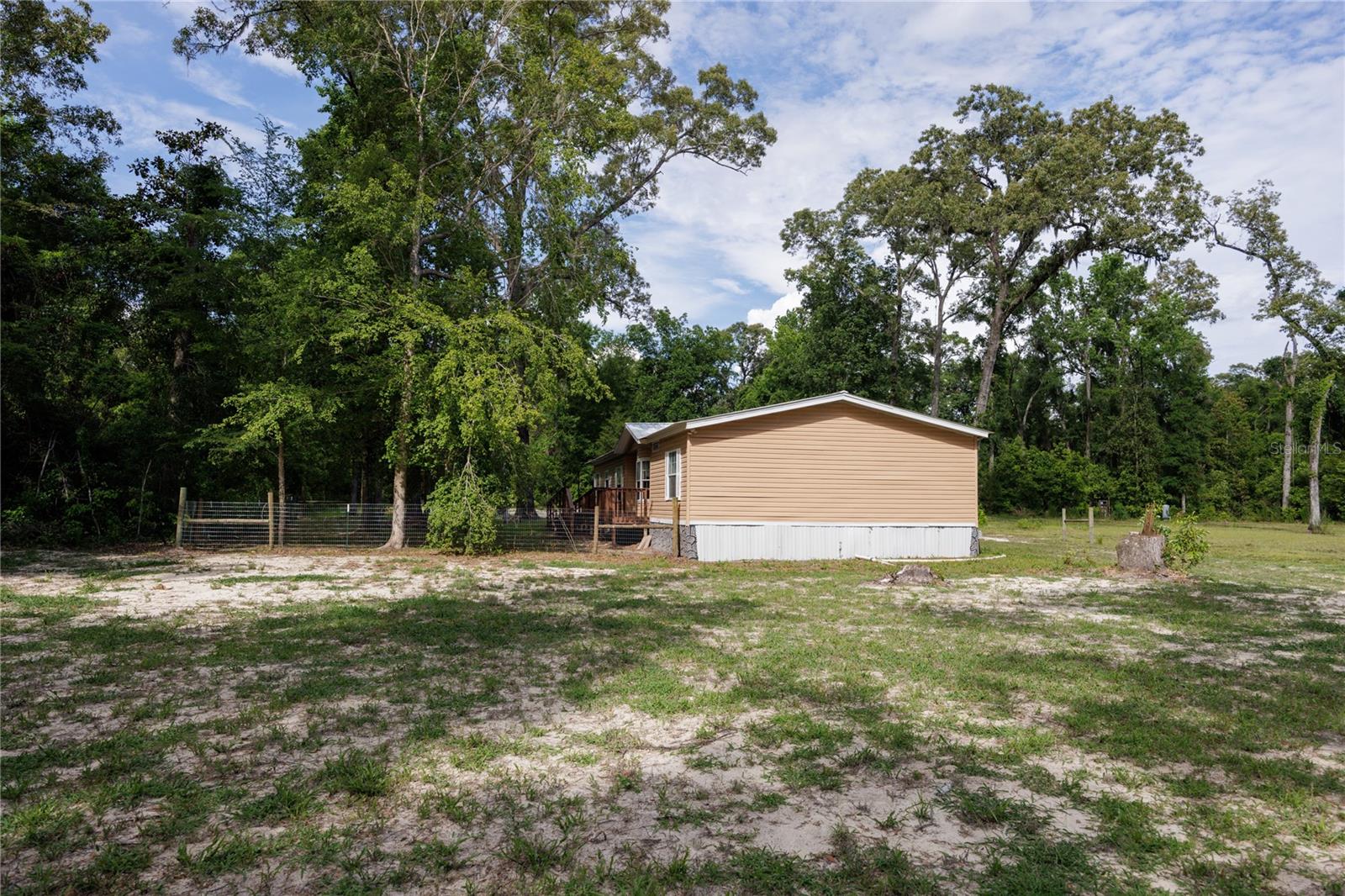 Image 8 of 47 For 992 Newark Drive