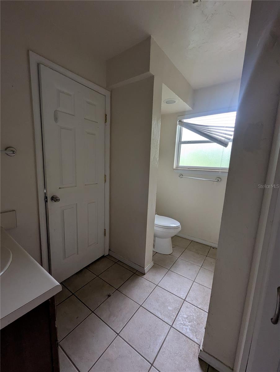 Image 8 of 14 For 5768 52nd Terrace