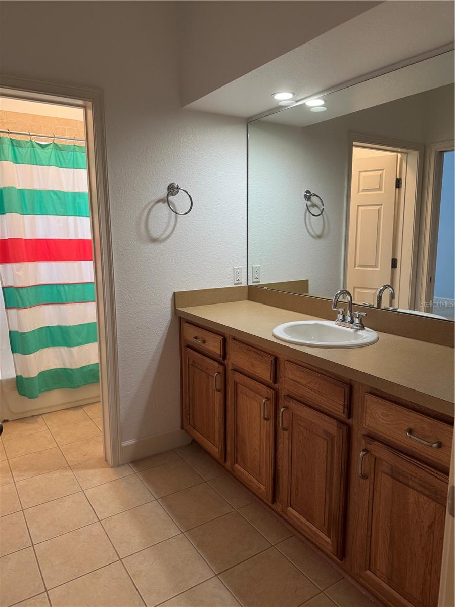 Image 16 of 23 For 1848 34th Street 23