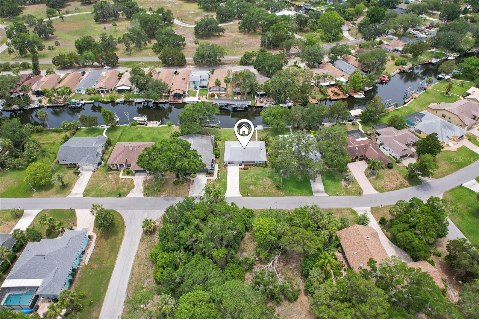 Image 5 of 45 For 11600 Waterway Drive