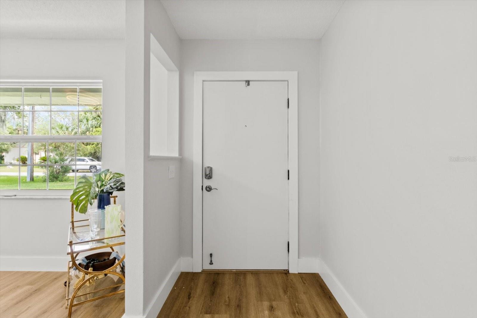 Image 9 of 45 For 11600 Waterway Drive