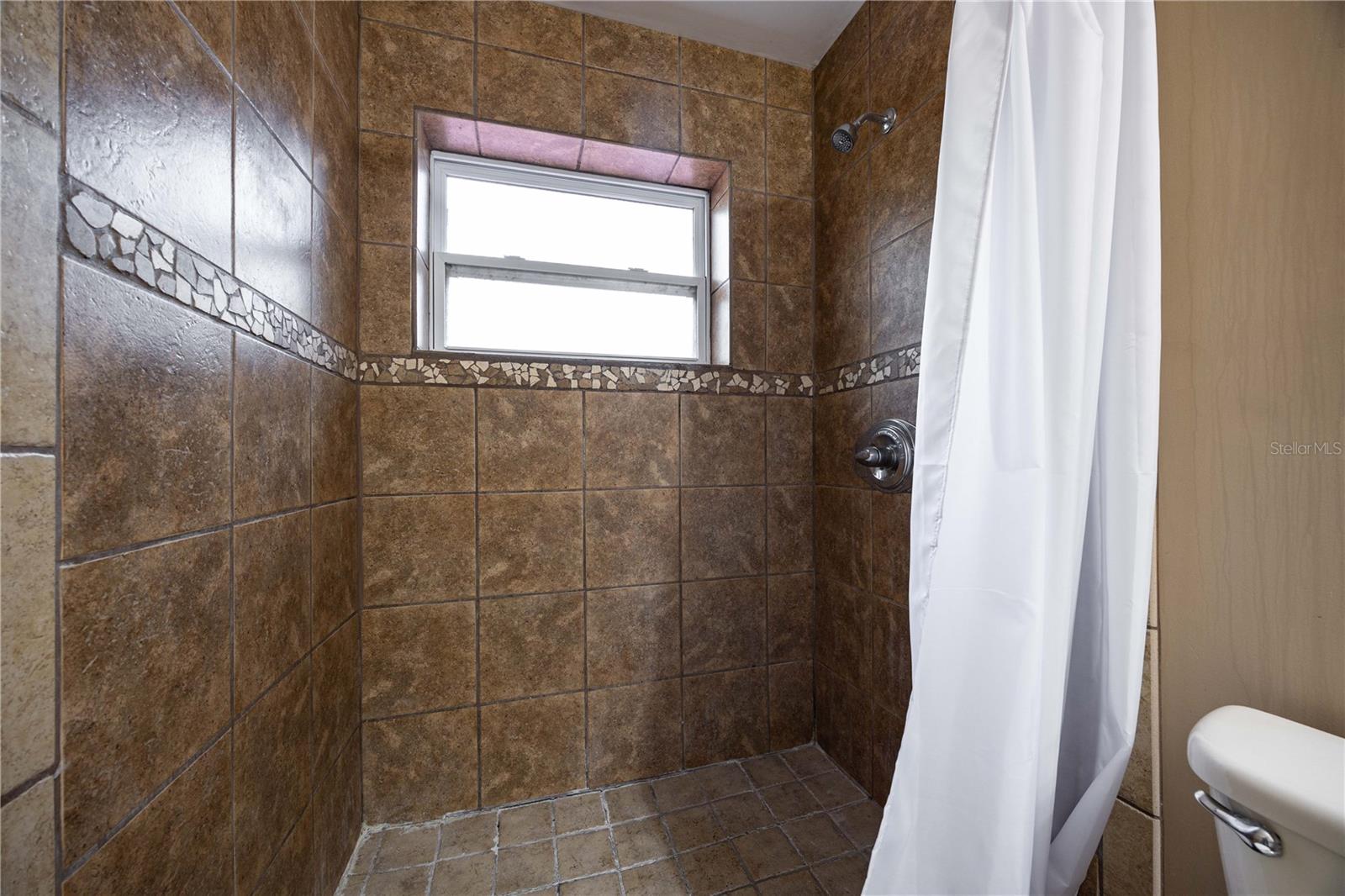 Image 12 of 40 For 5732 30th Terrace