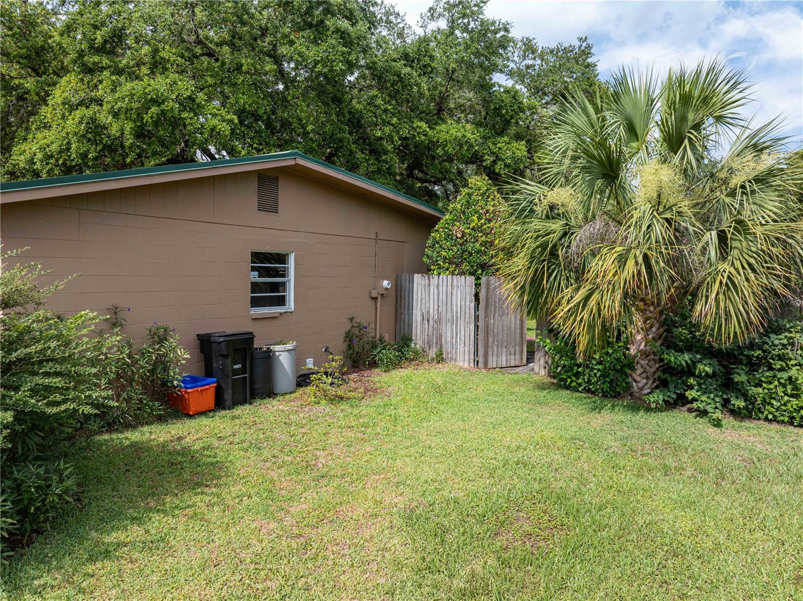 Image 33 of 40 For 5732 30th Terrace