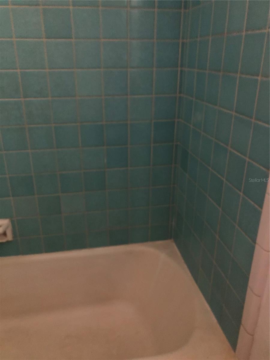 Image 10 of 18 For 737 11th Avenue