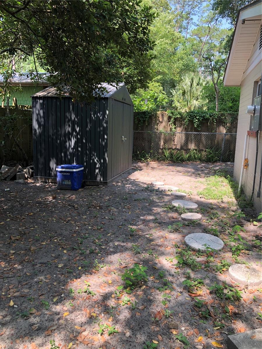 Image 12 of 18 For 737 11th Avenue