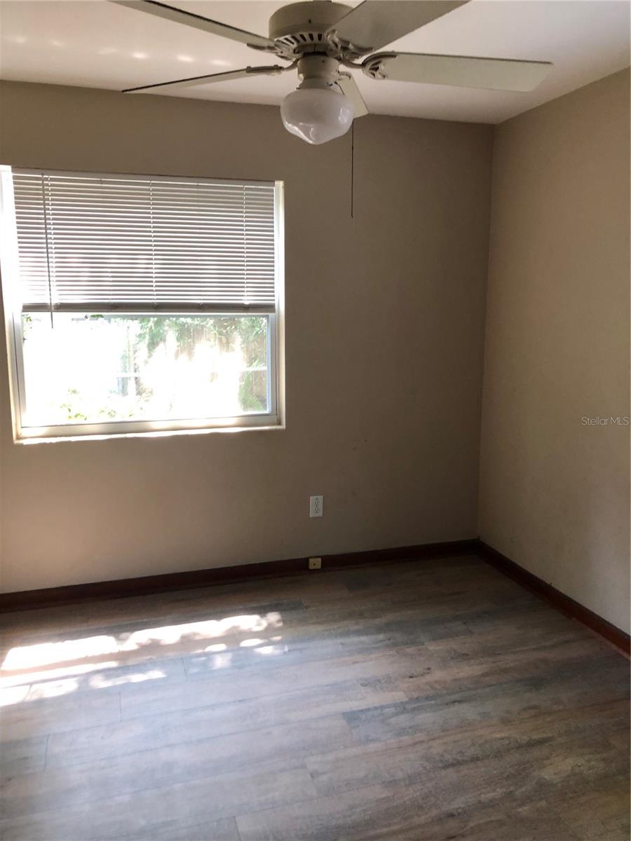 Image 8 of 18 For 737 11th Avenue