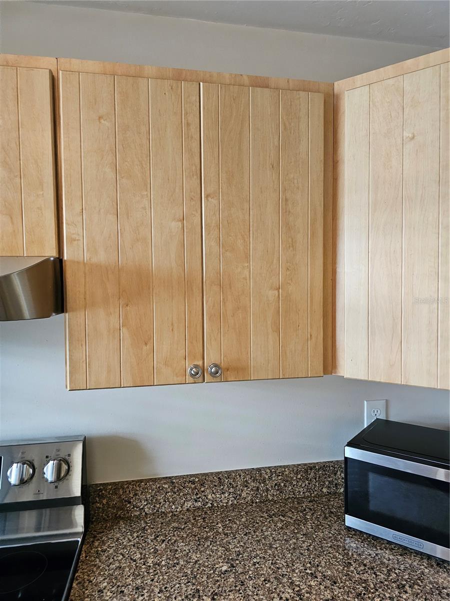 Image 6 of 26 For 4007 26th Terrace B