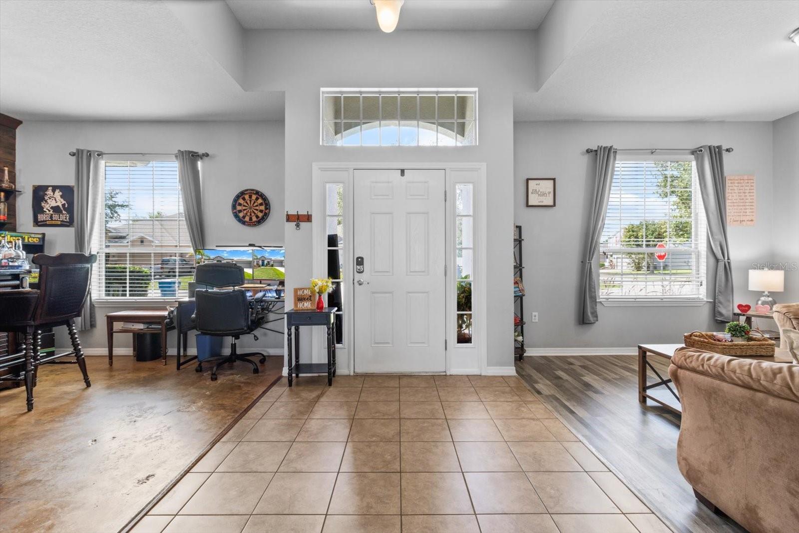 Listing photo id 12 for 13365 Chesapeake Place