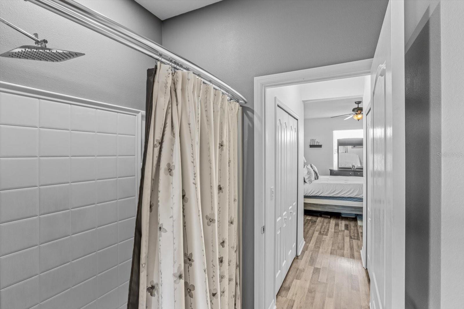 Listing photo id 43 for 13365 Chesapeake Place