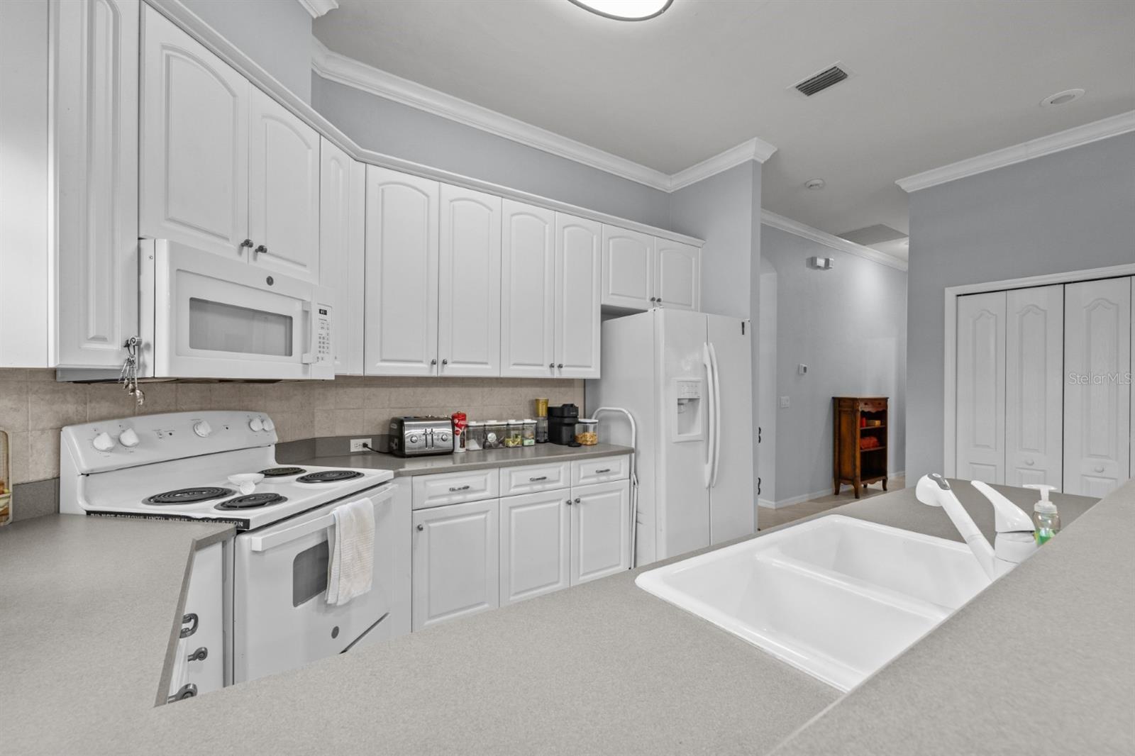 Image 23 of 43 For 923 85th Way
