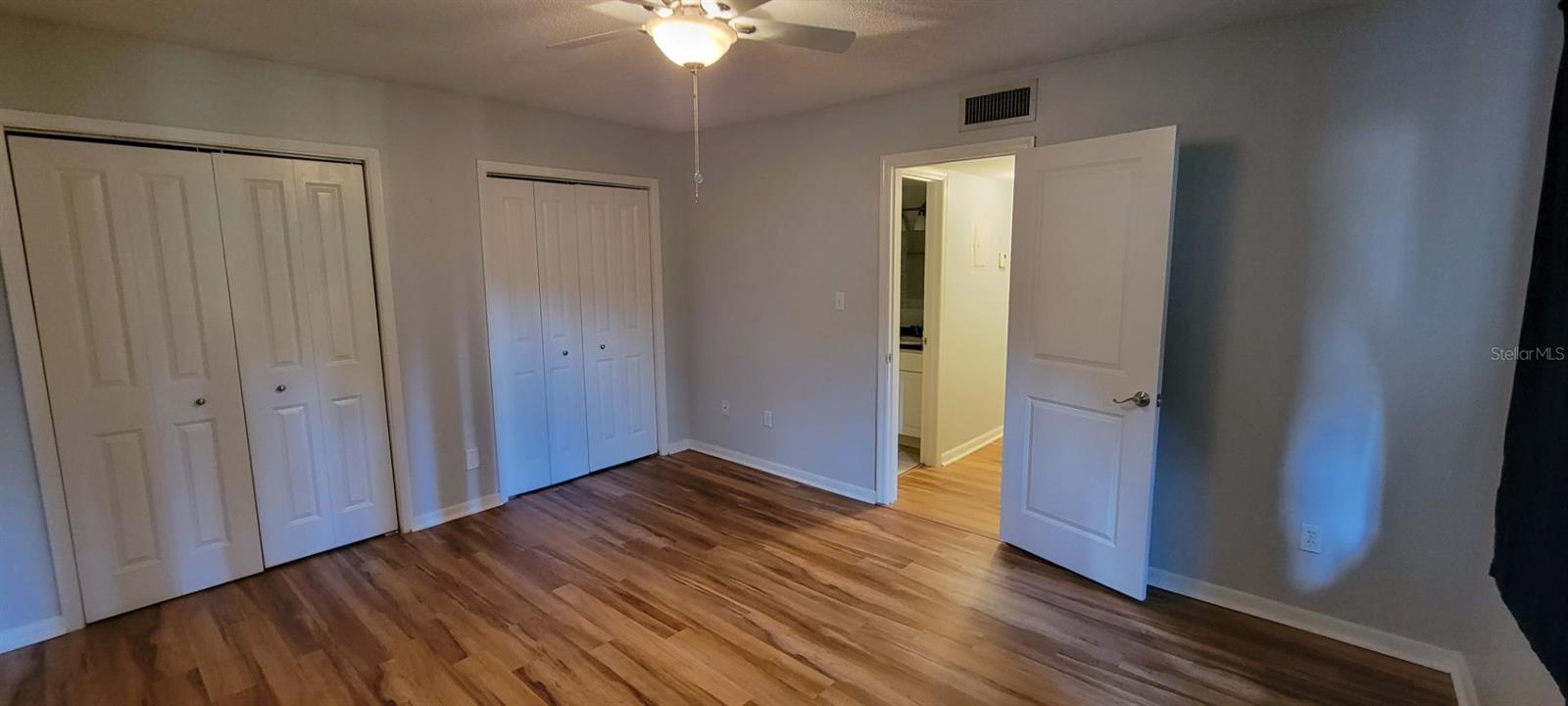 Image 10 of 19 For 507 39th Road 214