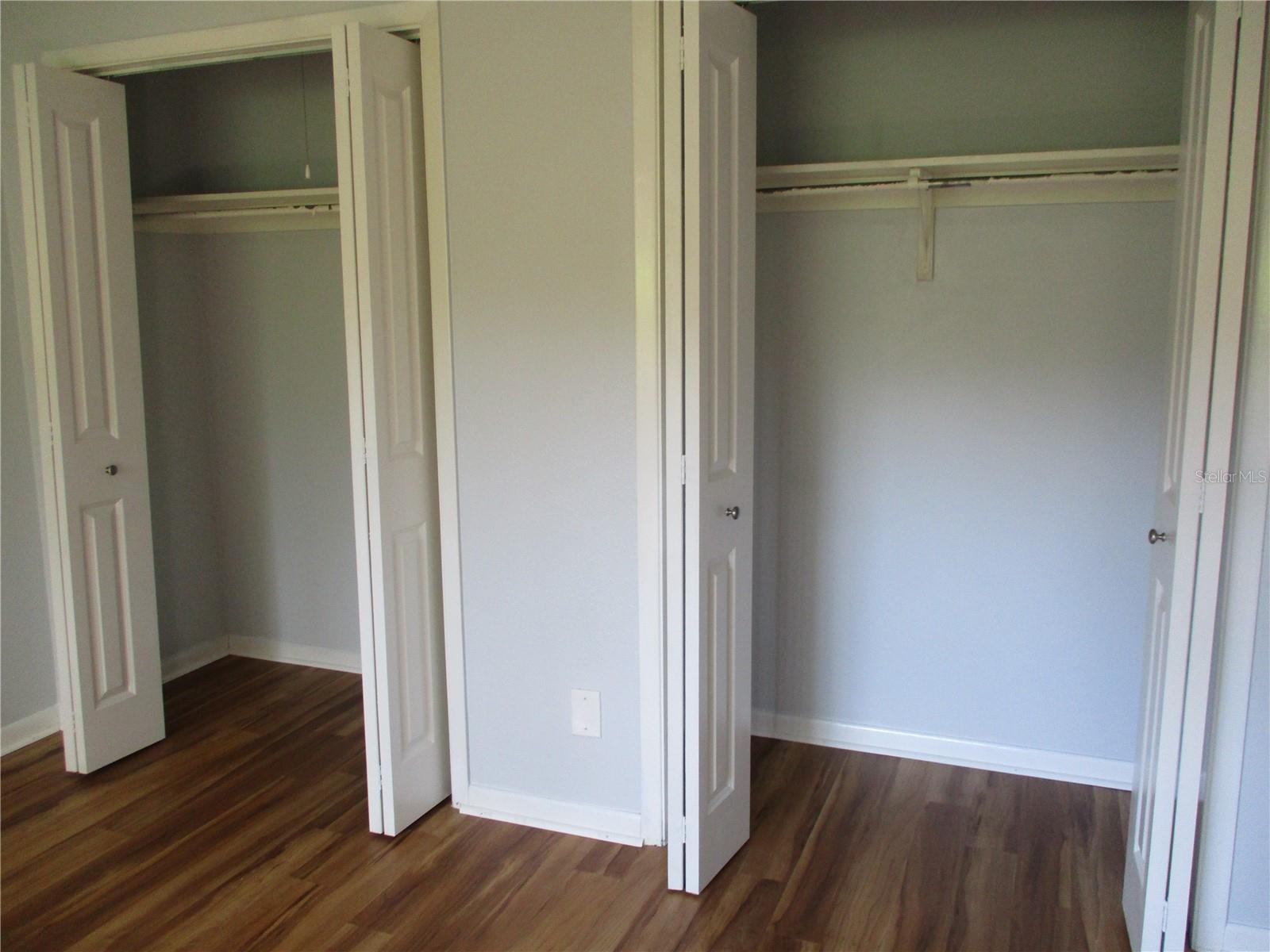 Image 5 of 19 For 507 39th Road 214