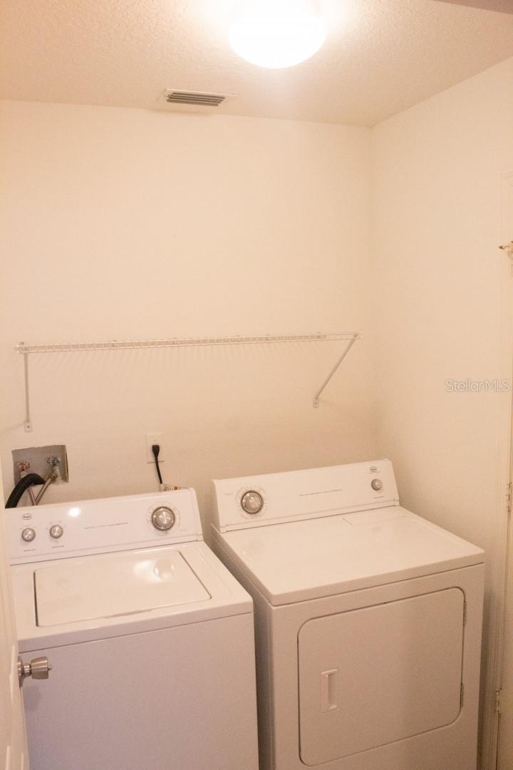 Image 30 of 42 For 2233 Ardon Avenue