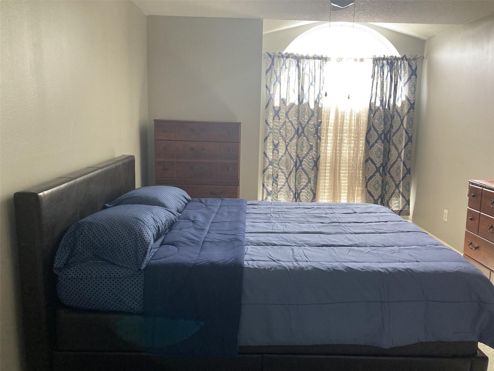 Image 34 of 42 For 2233 Ardon Avenue